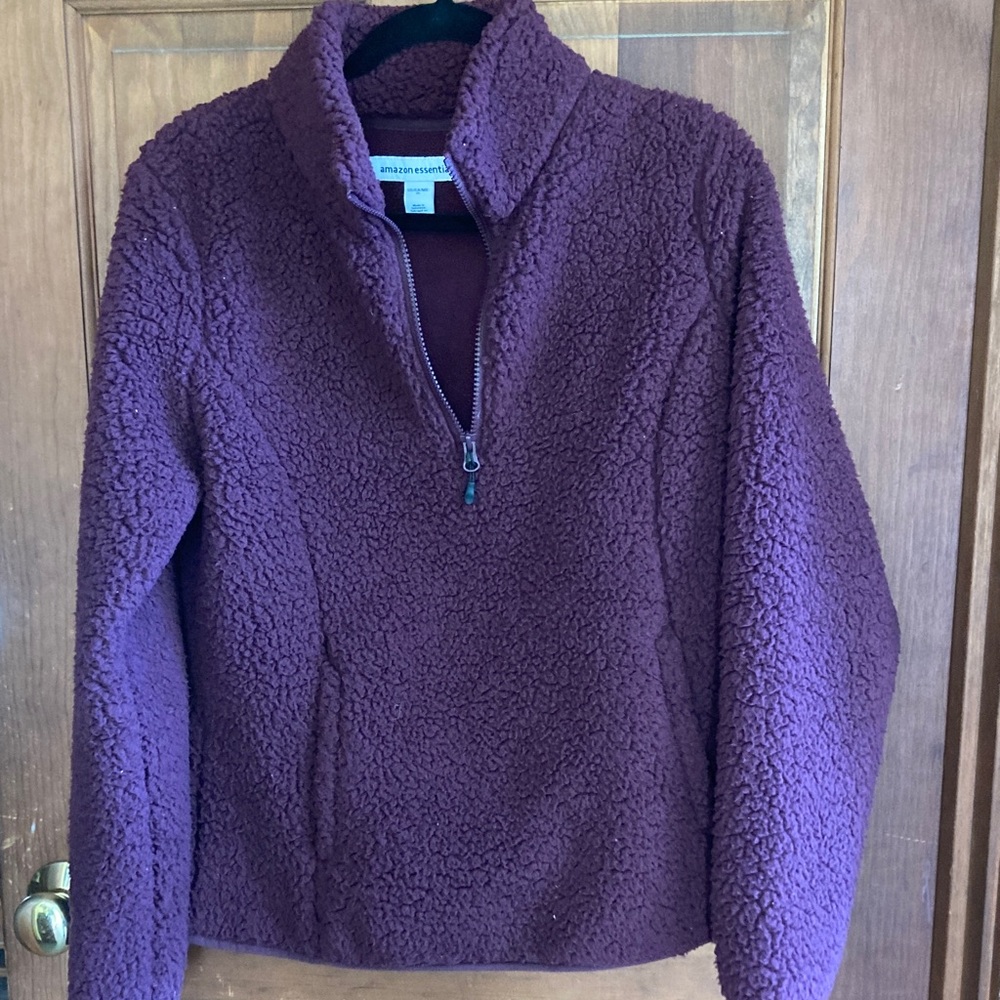 Amazon Essentials Maroon Fleece Jacket